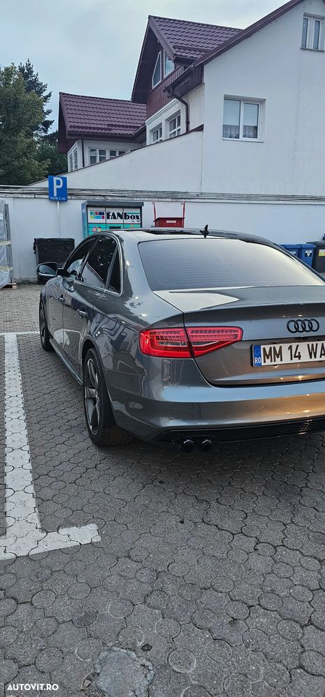Audi A4 Limuzina - 2