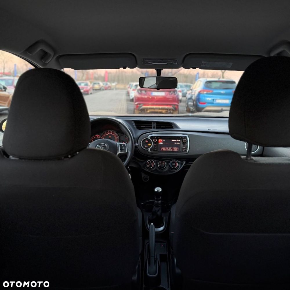 Toyota Yaris - 11