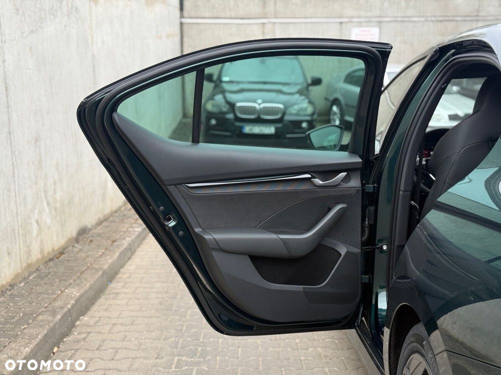 Skoda Octavia 2.0 TSI RS DSG - 15