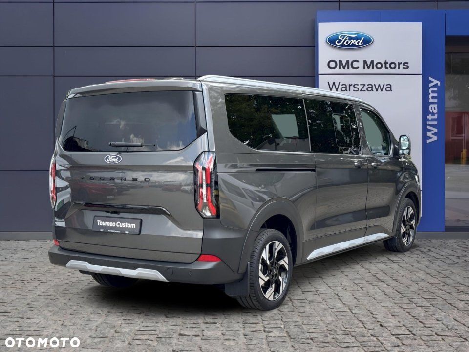 Ford Tourneo Custom - 5
