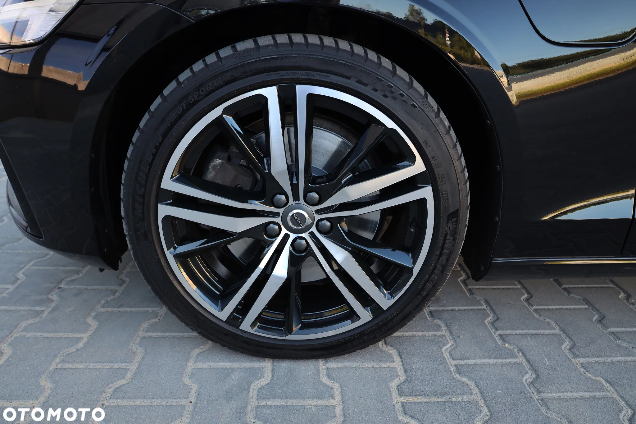 Volvo V60 T6 AWD Recharge Geartronic RDesign - 34