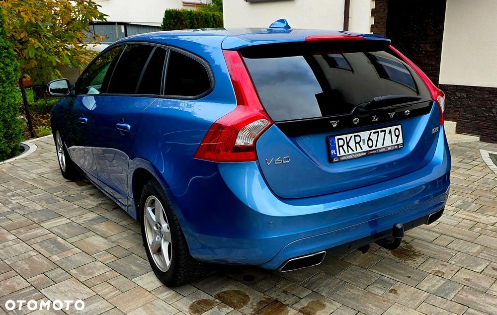 Volvo V60 D3 Kinetic - 2