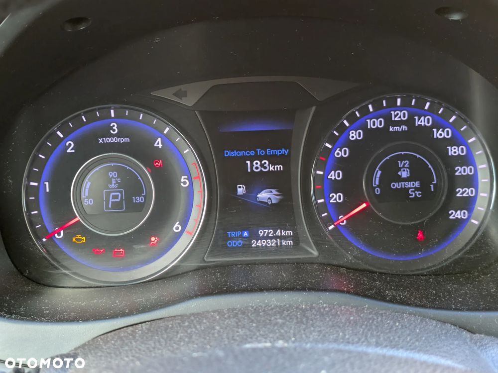 Hyundai i40 1.7 CRDi Automatik Premium - 25