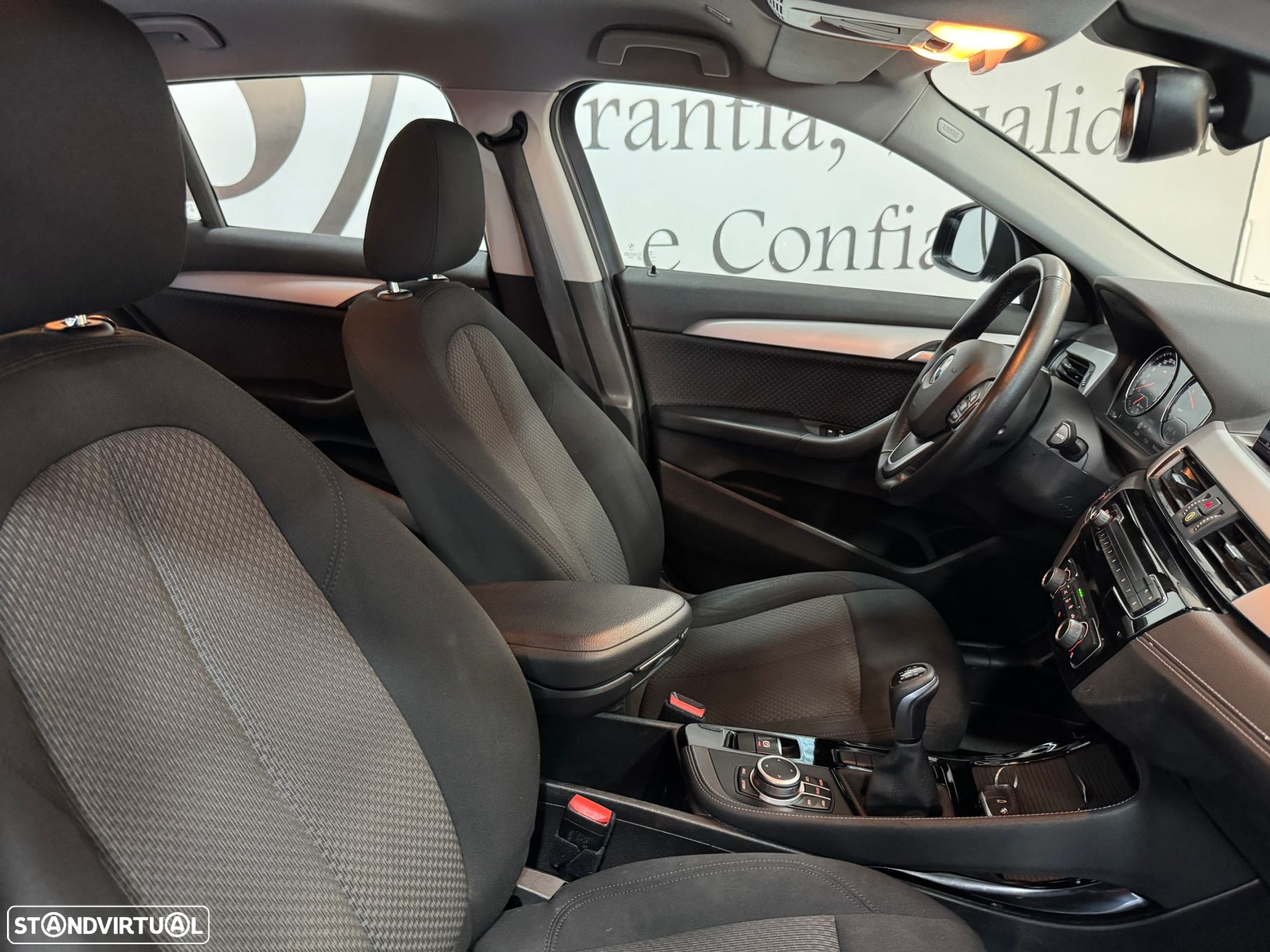 BMW X2 16 d sDrive Advantage - 36