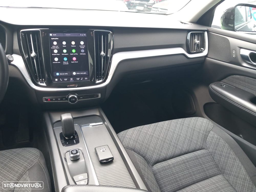 Volvo V60 2.0 D4 Momentum Geartronic - 13