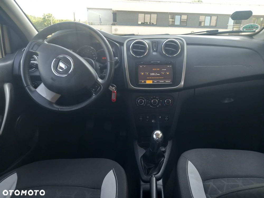 Dacia Sandero Stepway TCe 90 (S&S) Celebration - 13