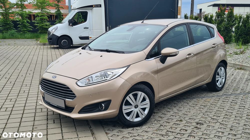 Ford Fiesta 1.0 EcoBoost S&S TITANIUM - 19