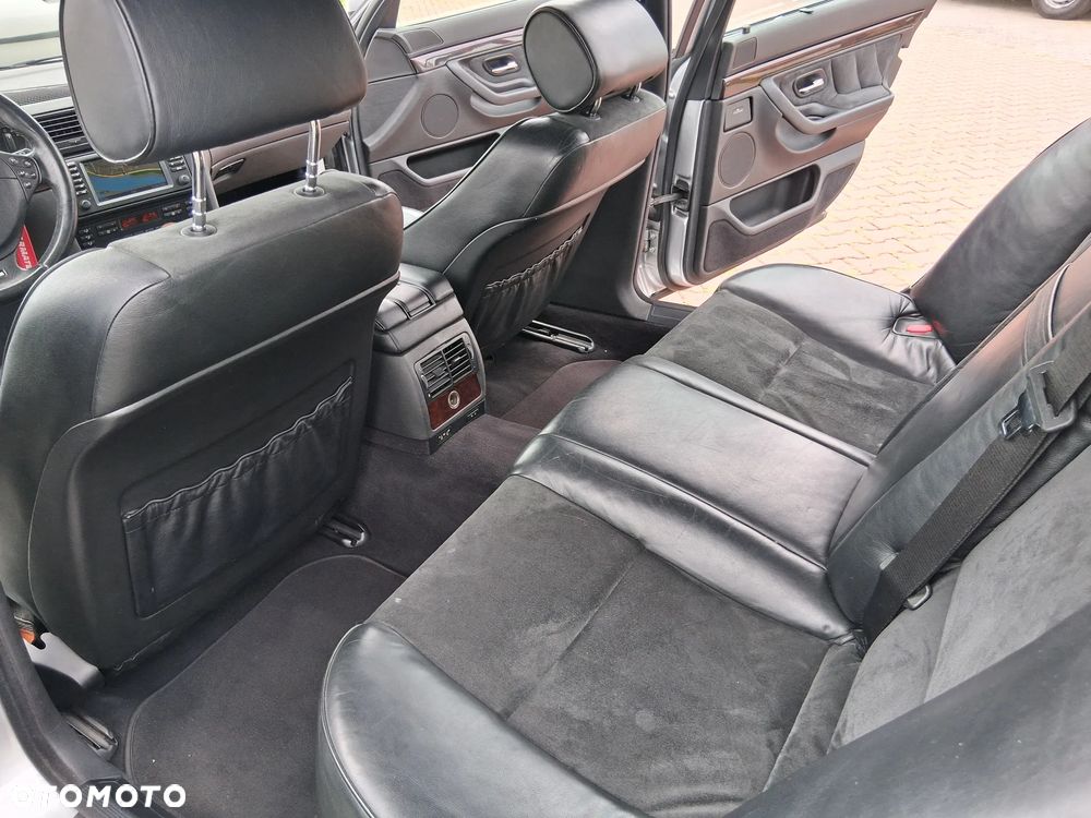 BMW Seria 7 - 19