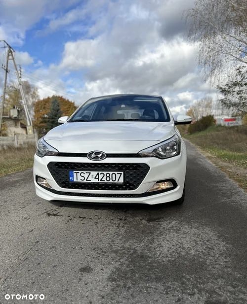 Hyundai i20 1.2 Fresh - 1