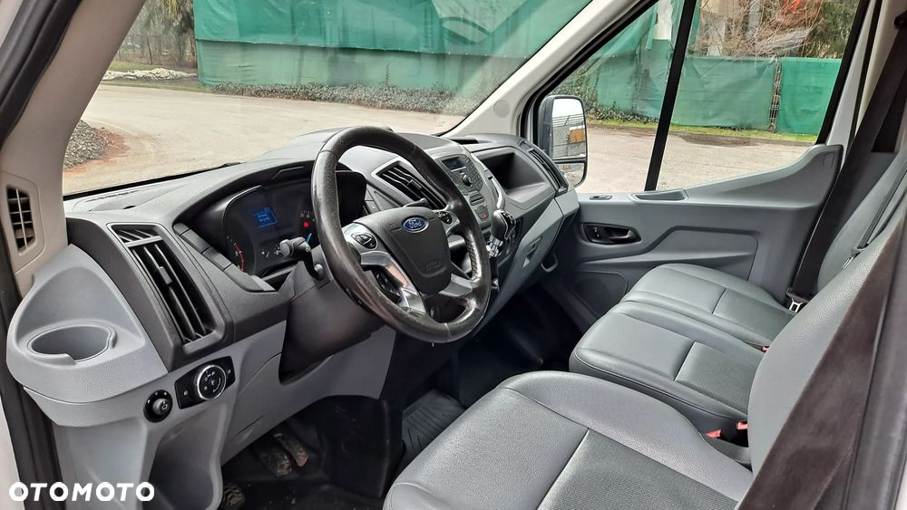 Ford Transit - 17