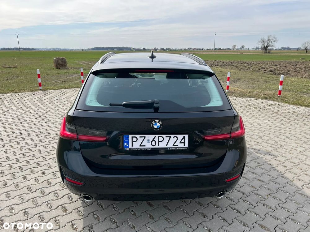 BMW Seria 3 320d Edition Luxury Line Purity - 6