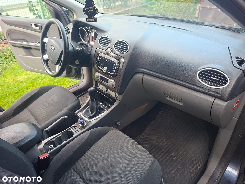 Ford Focus - 17