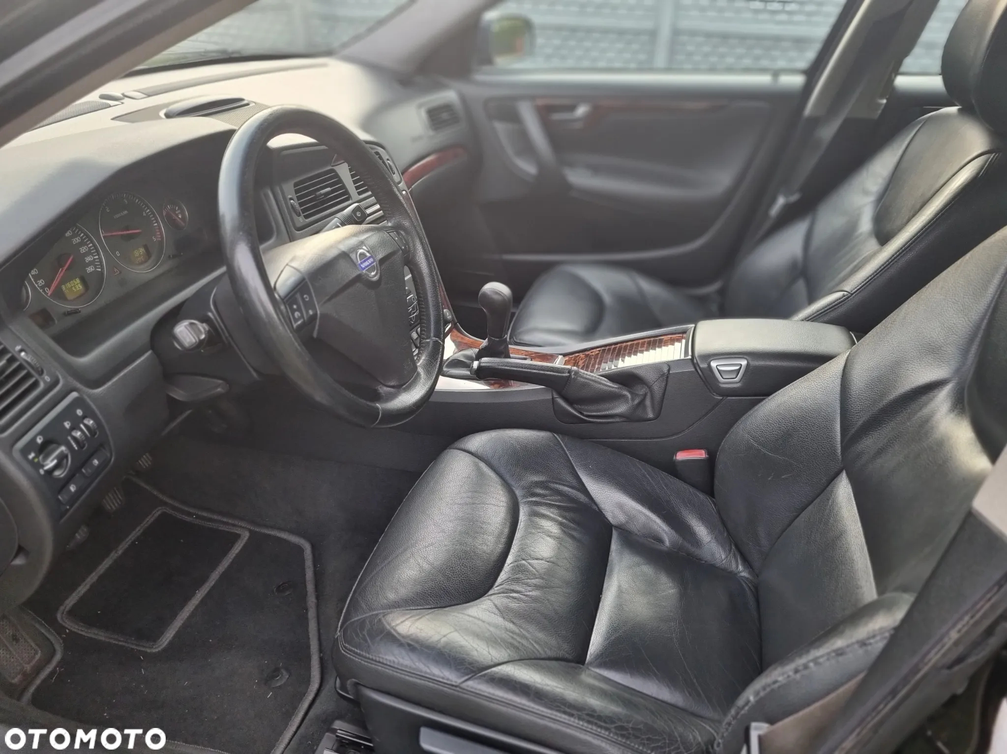 Volvo S60 2.4D Momentum - 5