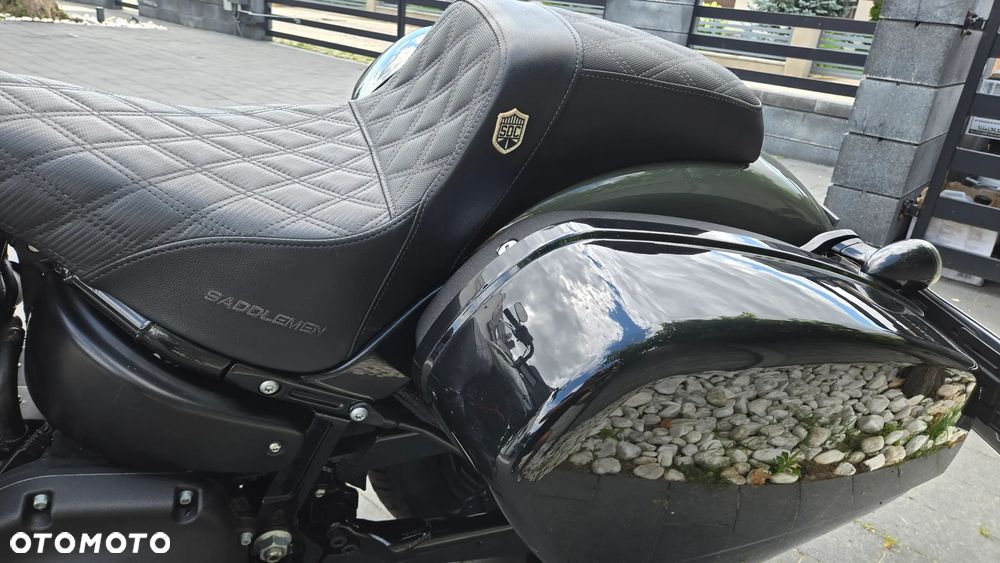 Harley-Davidson Softail Street Bob - 13