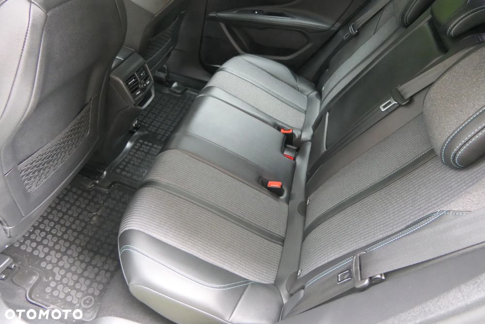 Peugeot 3008 1.5 BlueHDi Allure S&S EAT8 - 21