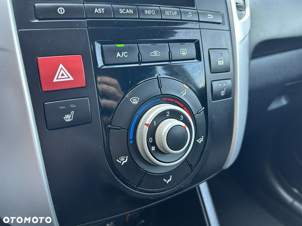 Kia Venga 1.4 CRDi M - 14