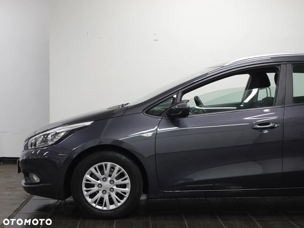 Kia Ceed 1.4 CVVT Vision - 17