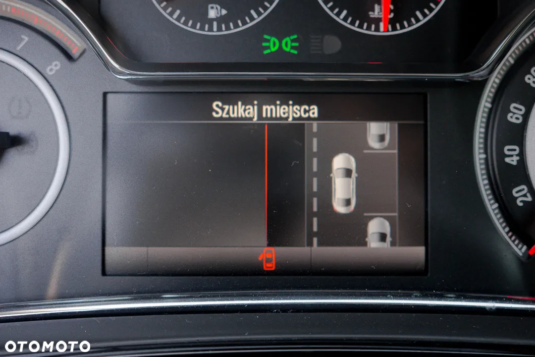 Opel Insignia 1.6 T Cosmo S&S - 22