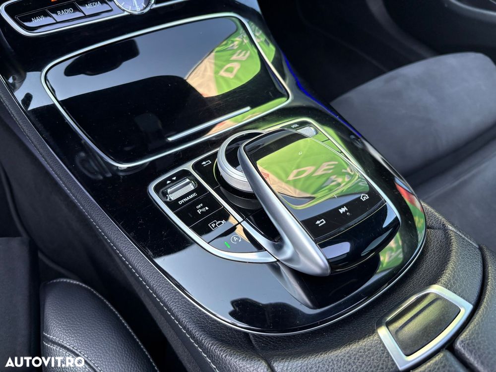 Mercedes-Benz E 220 d T 9G-TRONIC AMG Line - 13