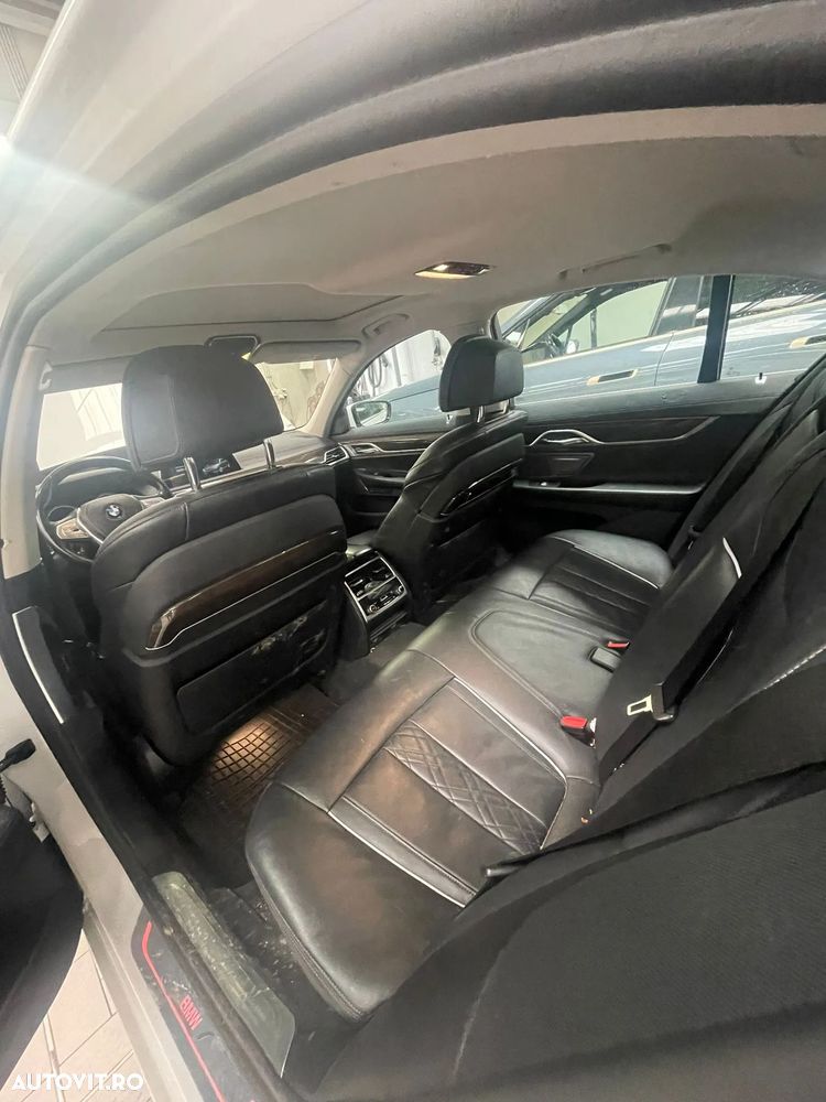BMW Seria 7 730d - 7