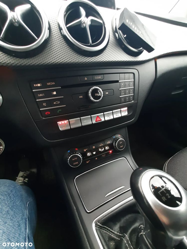 Mercedes-Benz Klasa B 180 (CDI) d Urban - 12