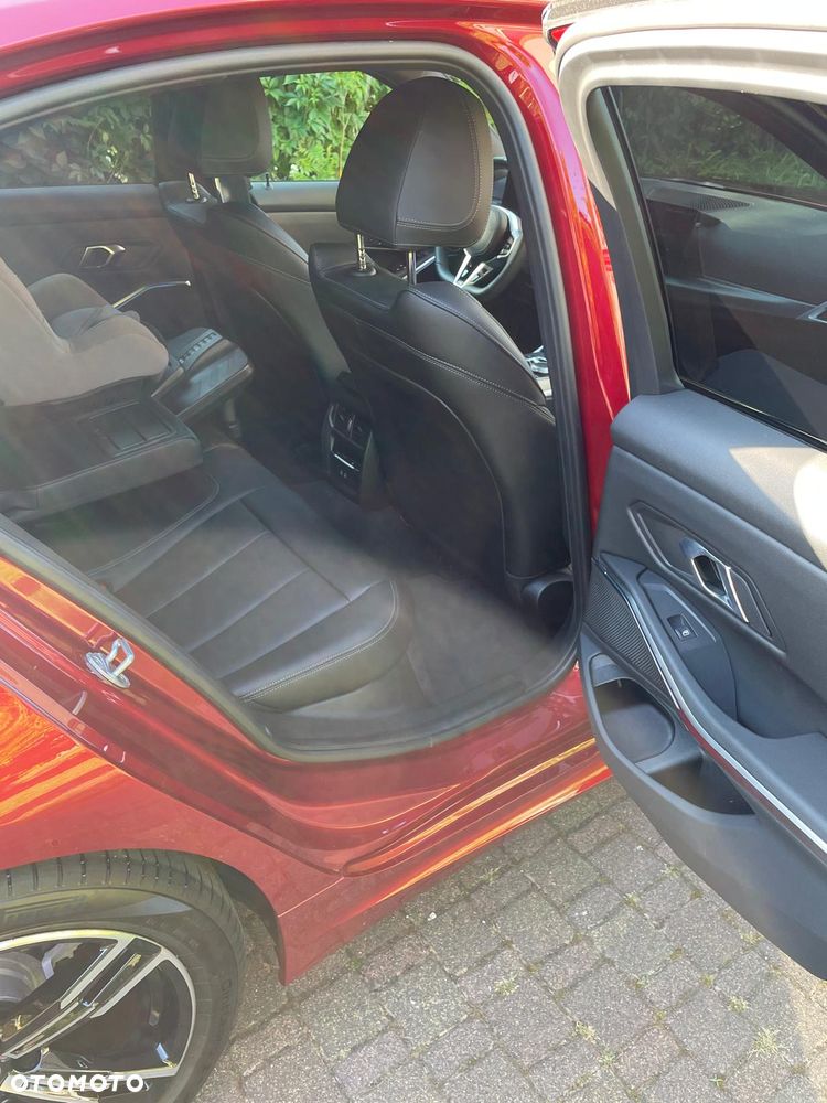 BMW Seria 3 320i M Sport sport - 29