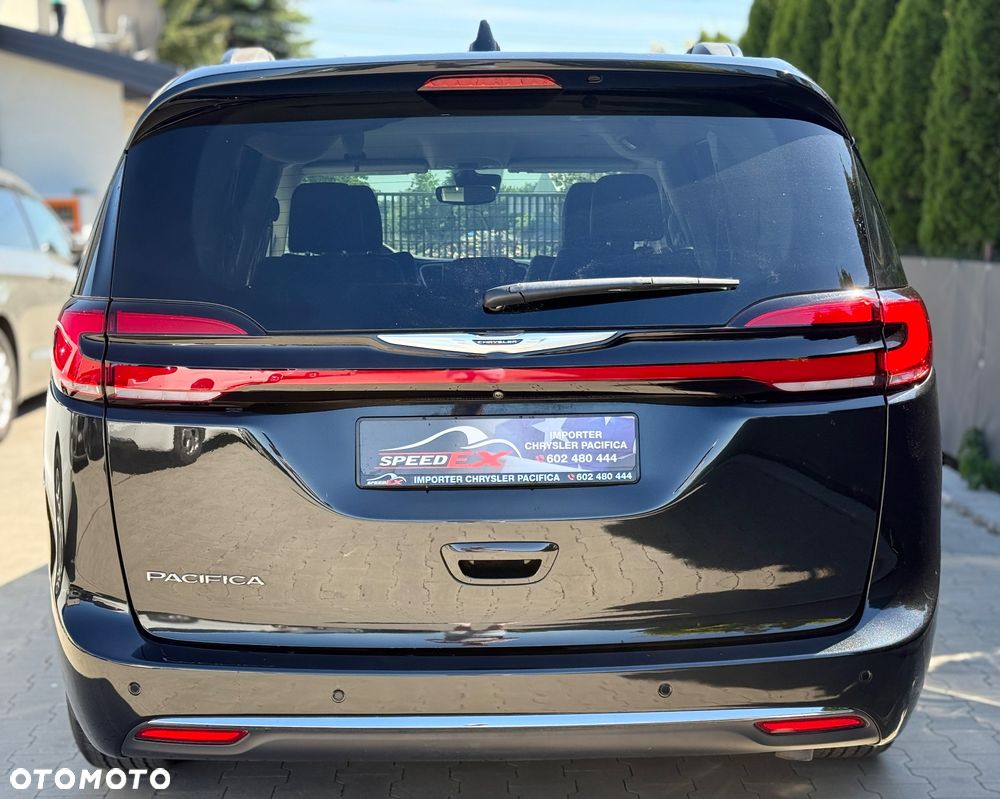 Chrysler Pacifica - 7