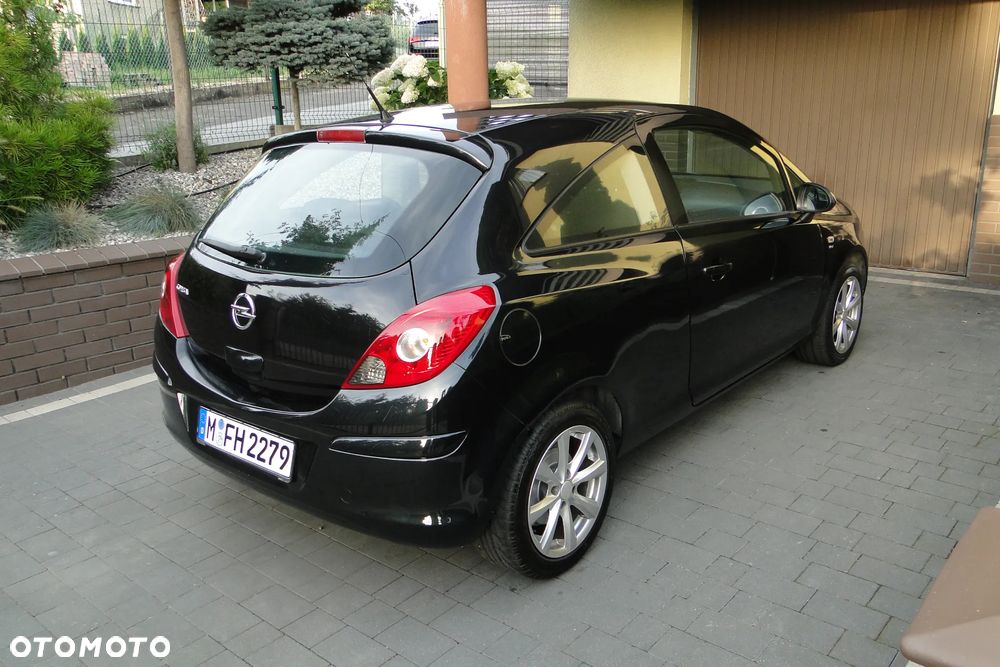 Opel Corsa 1.4 16V EcoFLEX Start-Stop 150 Jahre - 3