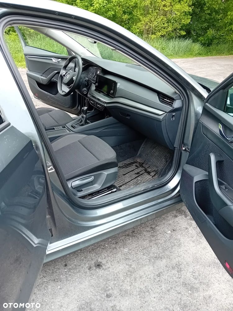 Skoda Octavia 1.5 TSI ACT Ambition - 9