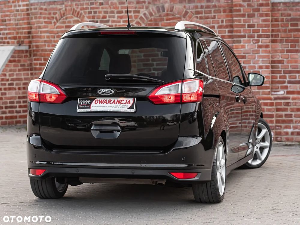 Ford Grand C-MAX - 12