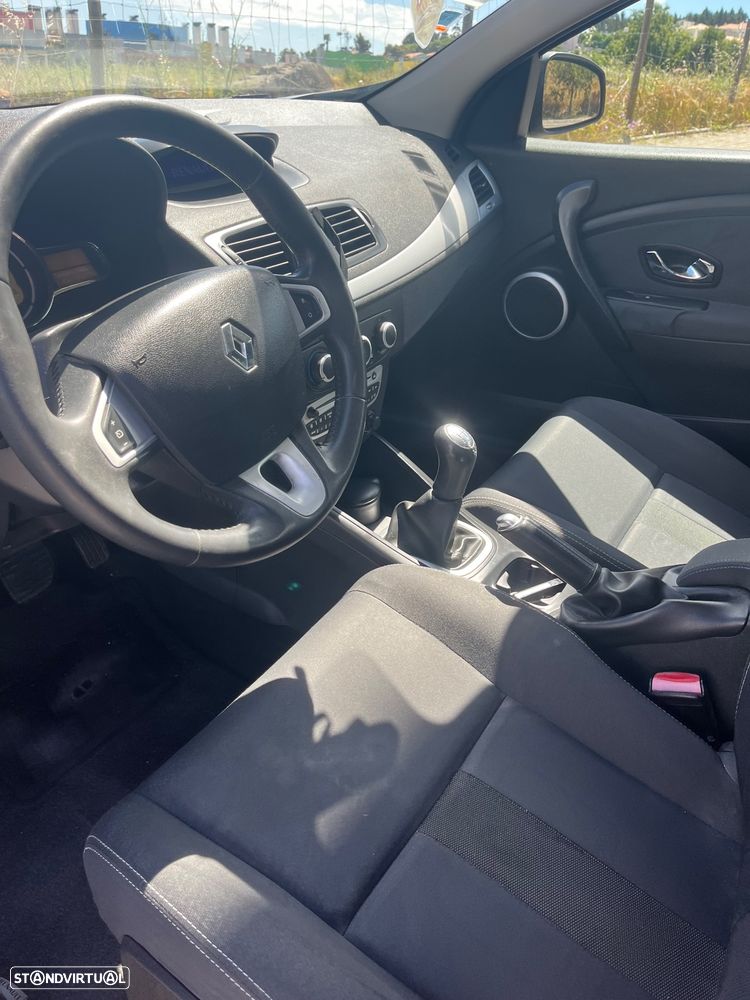 Renault Mégane Sport Tourer 1.5 dCi Dynamique - 4