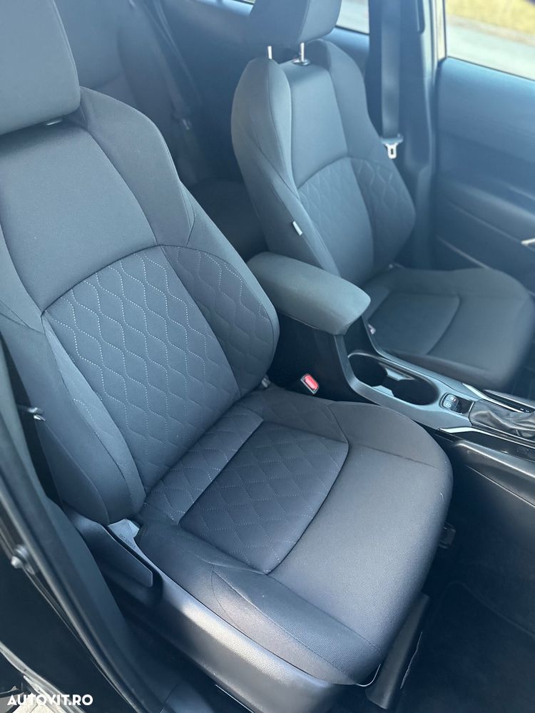 Toyota Corolla Cross - 10