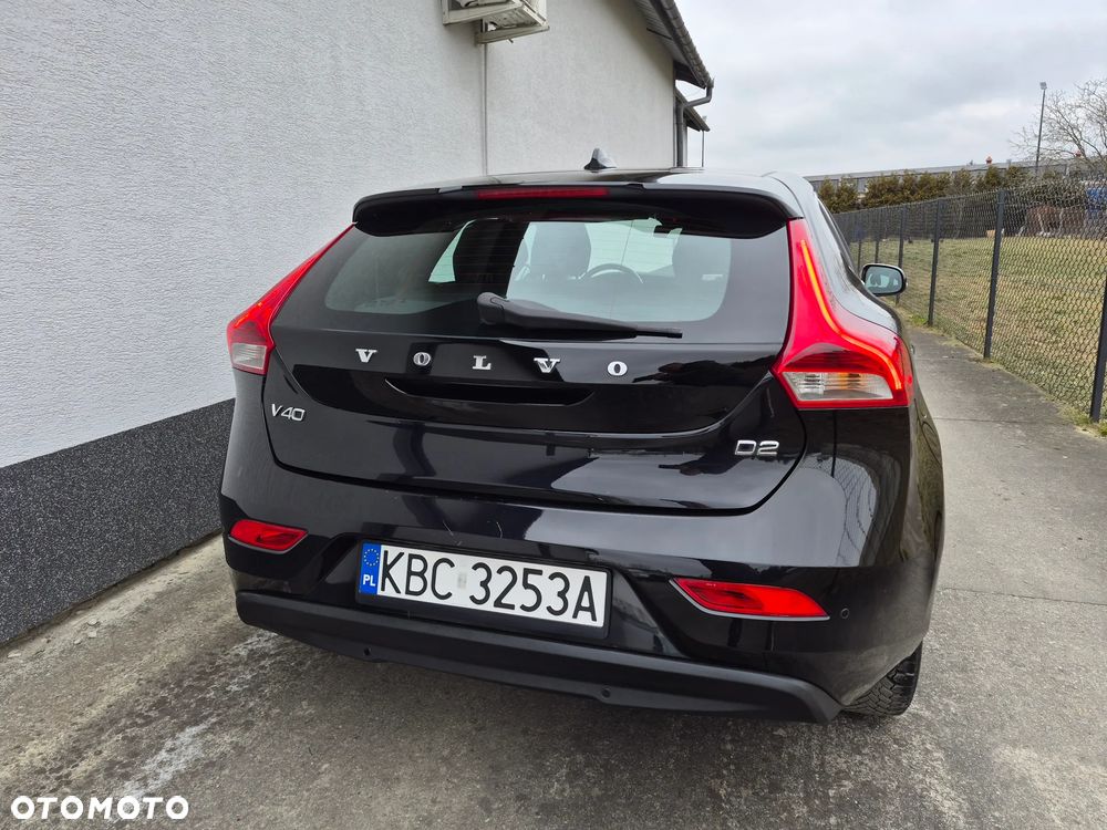 Volvo V40 D2 - 12