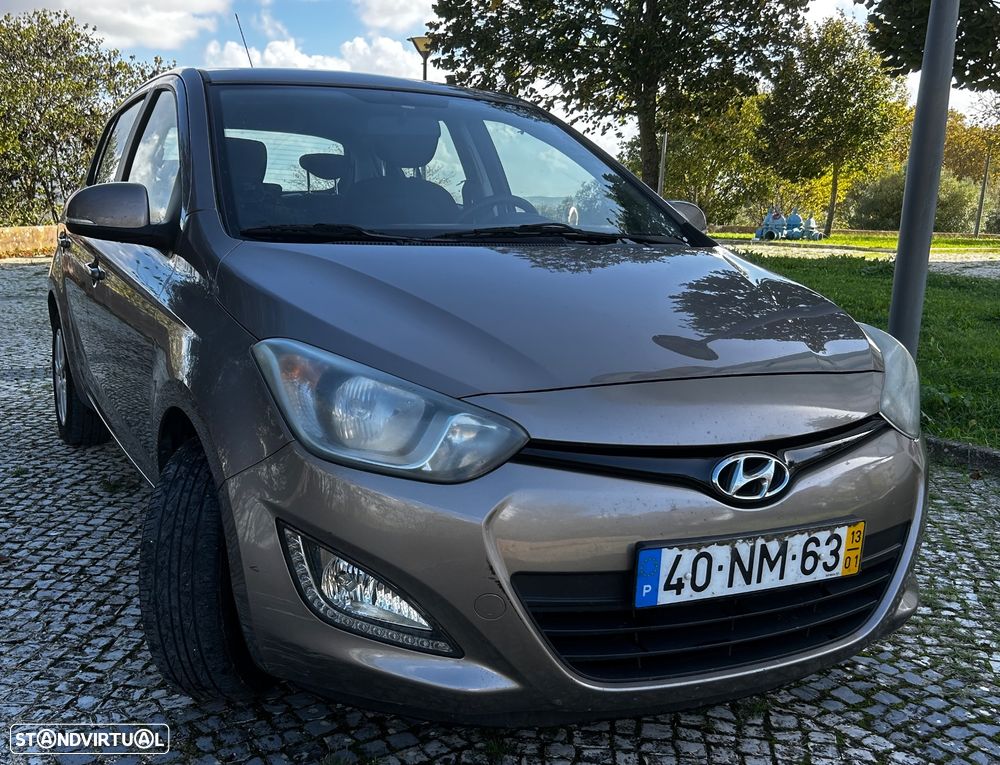 Hyundai i20 1.1 CRDi Urban - 3