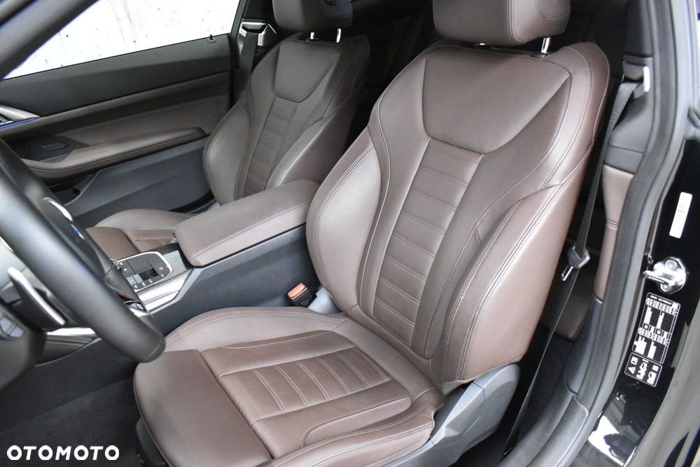 BMW Seria 4 420d xDrive mHEV M Sport - 12