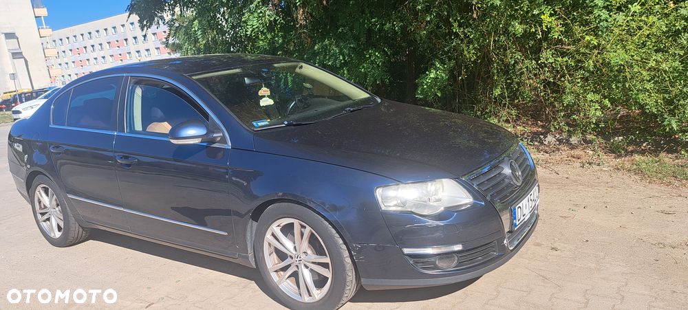 Volkswagen Passat 2.0 TDI DPF Highline - 3