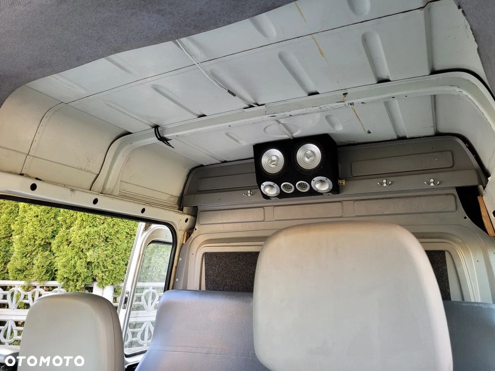 Volkswagen LT 35 Brygadówka 7 osób L2H2 - 29