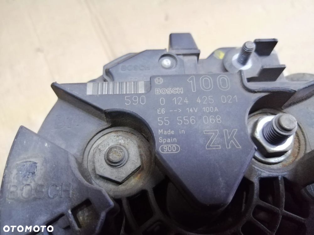 Alternator Opel Corsa 1.0 0124425021 55556068 100A Bosch - 15