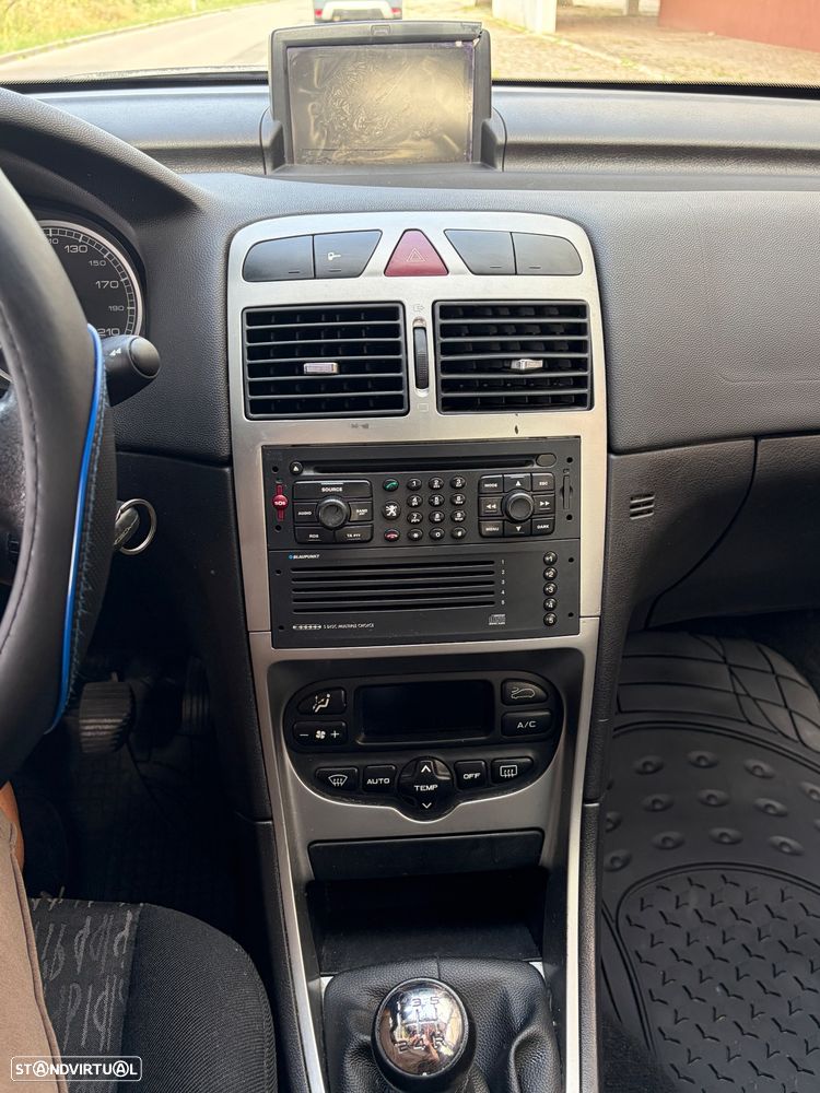 Peugeot 307 1.6 HDi Navtech - 31