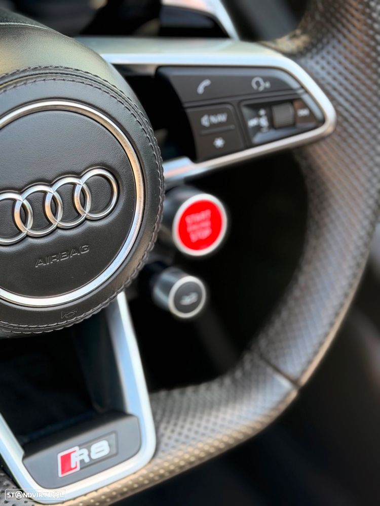 Audi R8 Spyder - 20