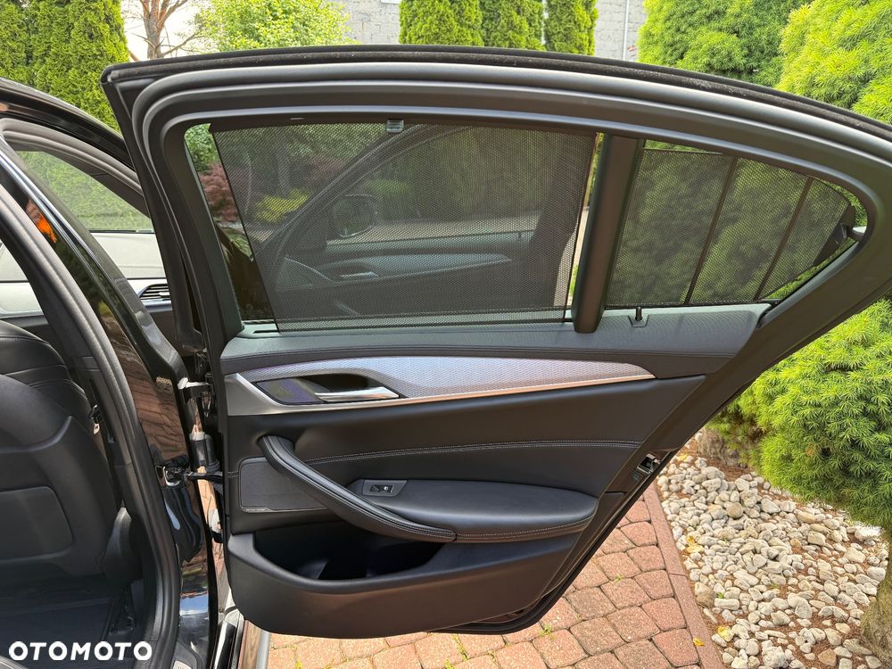 BMW Seria 5 540i xDrive M Sport sport - 27