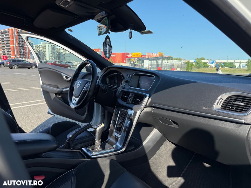 Volvo V40 D4 RDesign - 8