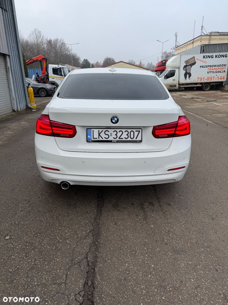 BMW Seria 3 316d - 5