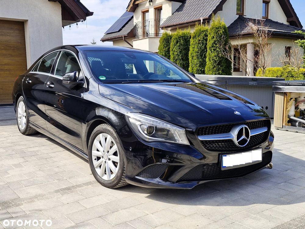 Mercedes-Benz CLA 180 Urban - 4