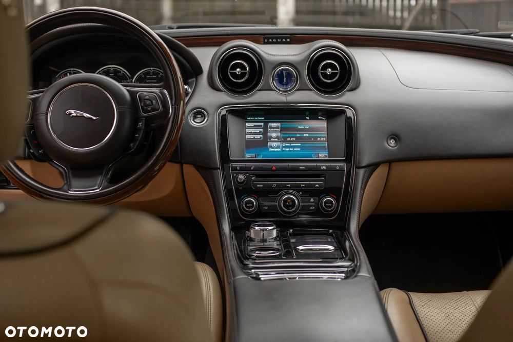 Jaguar XJ 5.0 S/C LWB Ultimate - 12