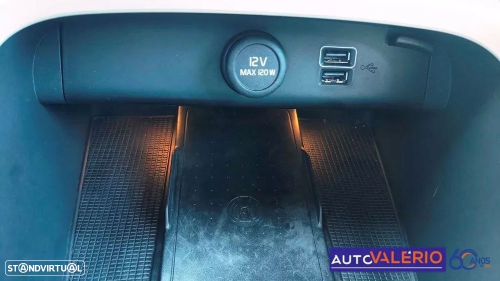 Volvo XC 40 1.5 T4 PHEV Plus Bright - 30