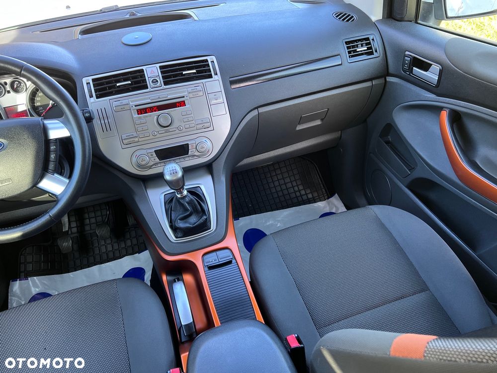 Ford Kuga 2.0 TDCi Titanium - 39