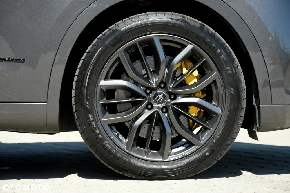 Maserati Levante S Q4 GranLusso - 10