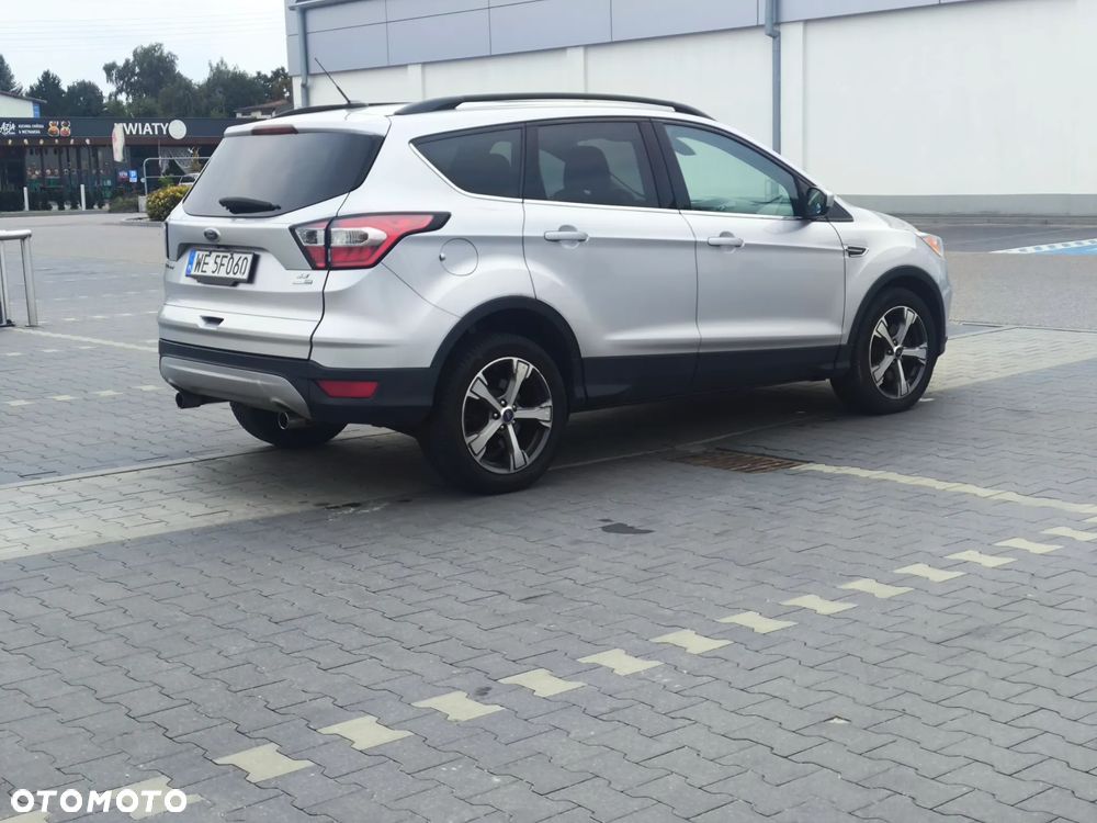 Ford Escape - 12
