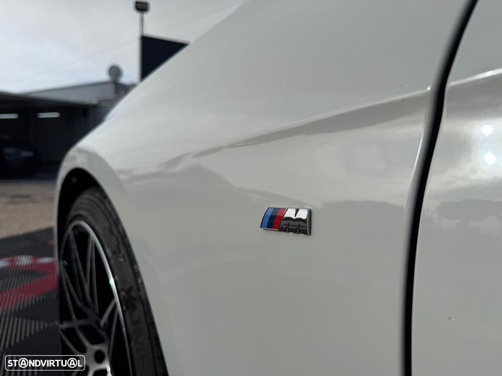 BMW 320 d xDrive Pack M Auto - 32